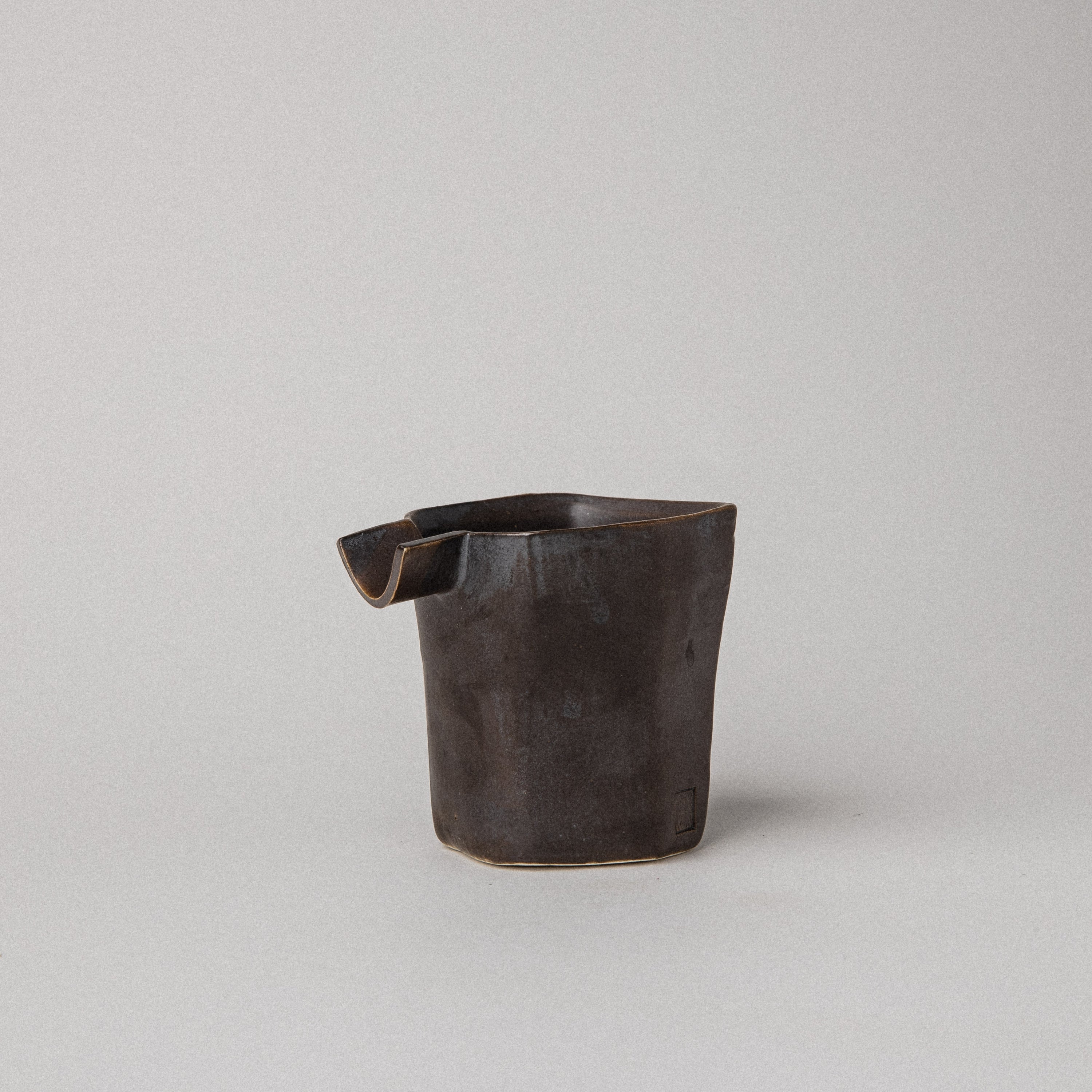 Handmade Ceramic Teaware Set by Minna Graham — Iron