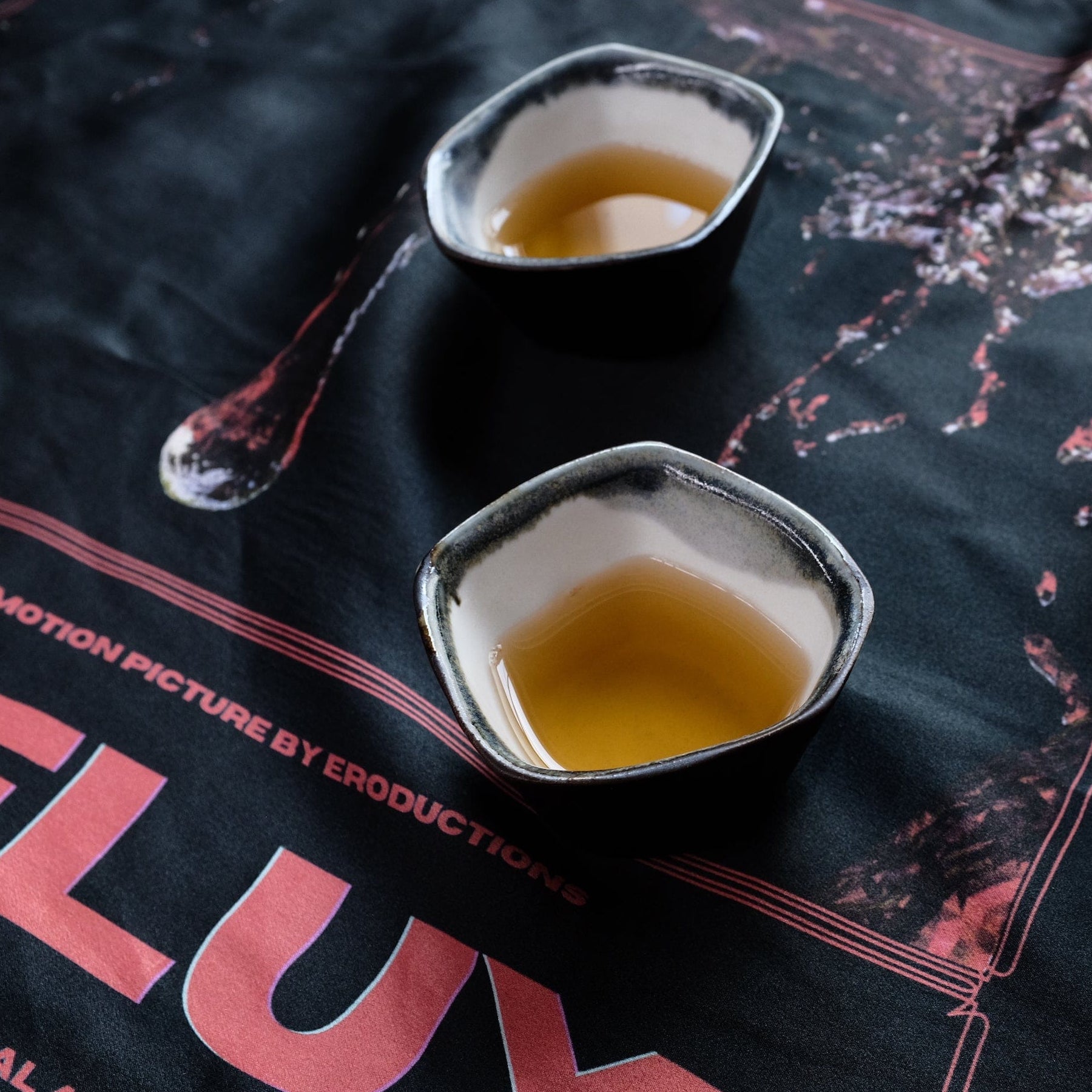 KUURACORP 'REFLUX' Chabu - Silk Tea Cloth